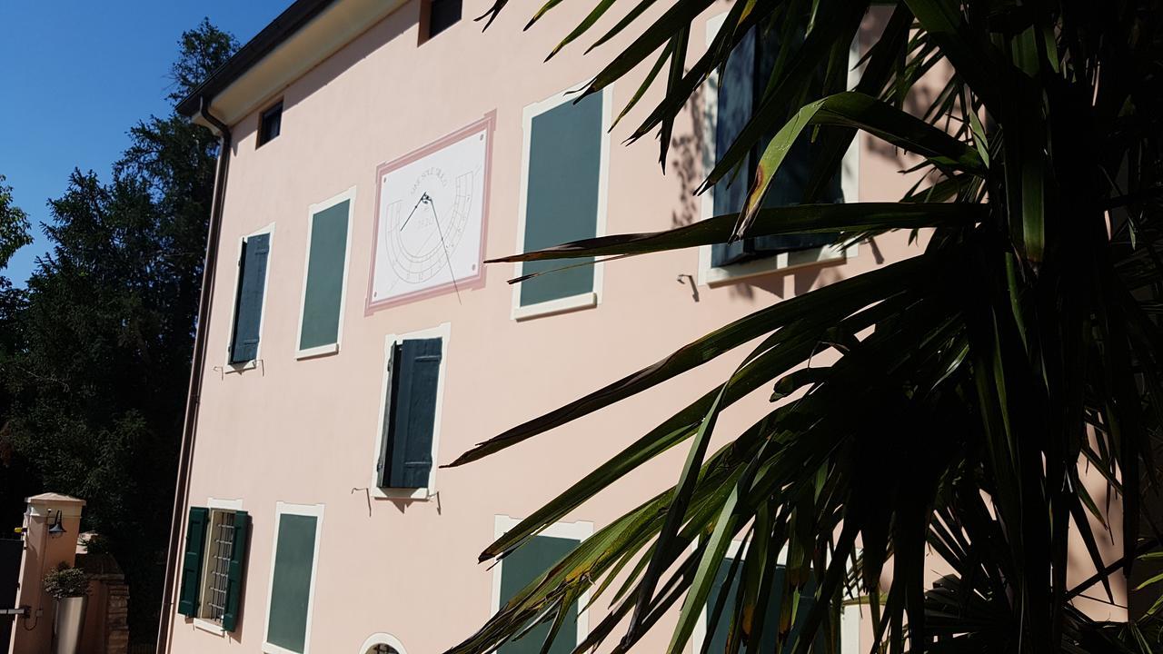 La Corte Dei Sogni B&B Modena Bagian luar foto