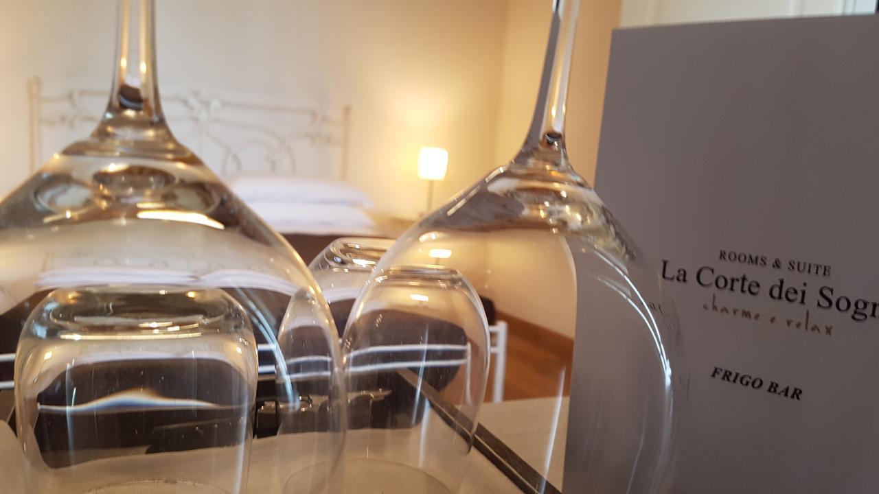 La Corte Dei Sogni B&B Modena Bagian luar foto