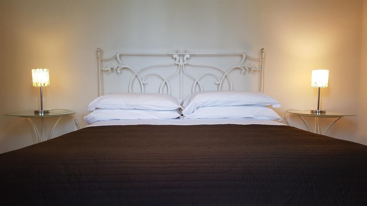 La Corte Dei Sogni B&B Modena Bagian luar foto