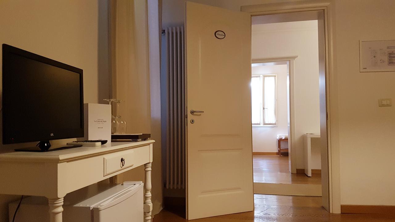 La Corte Dei Sogni B&B Modena Bagian luar foto