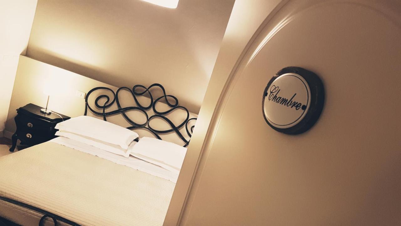 La Corte Dei Sogni B&B Modena Bagian luar foto
