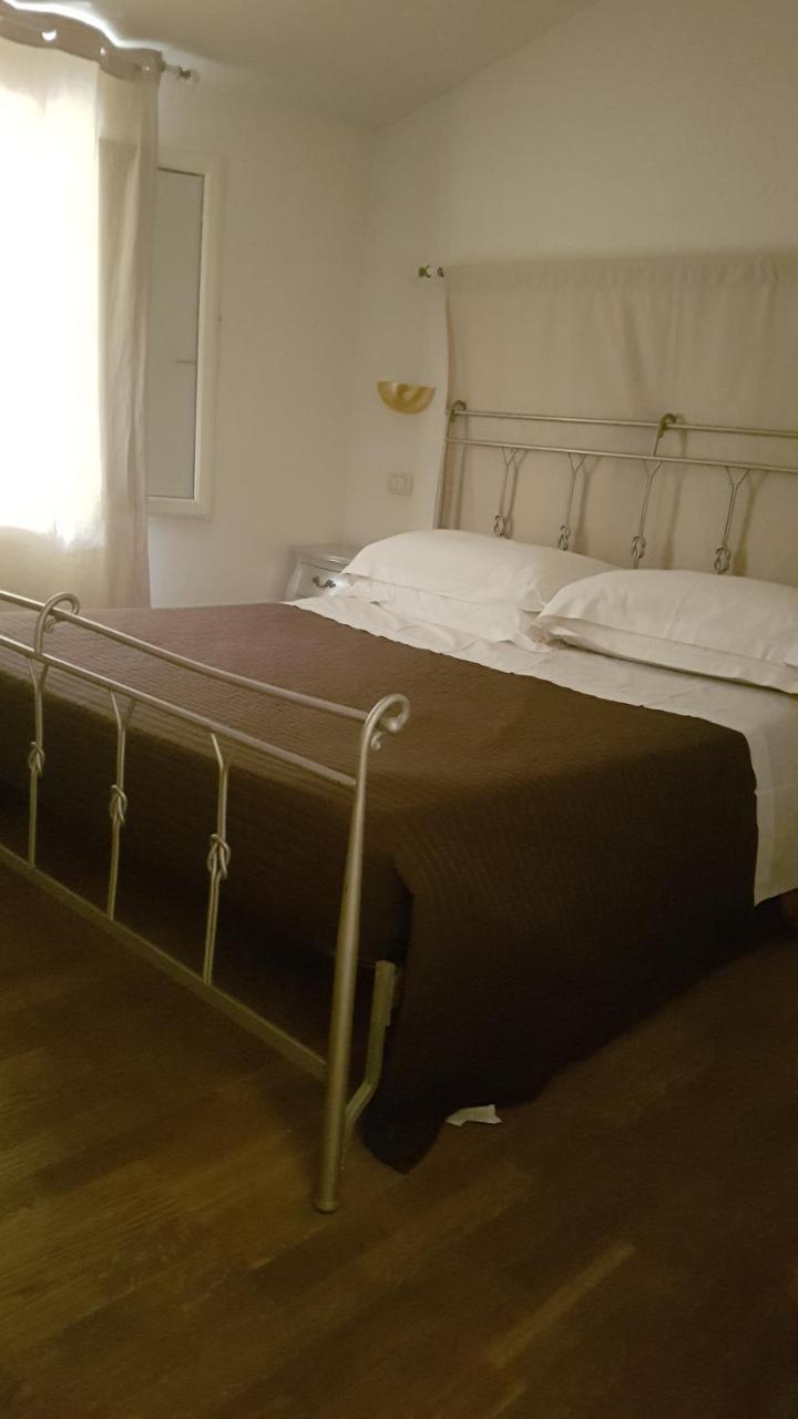 La Corte Dei Sogni B&B Modena Bagian luar foto