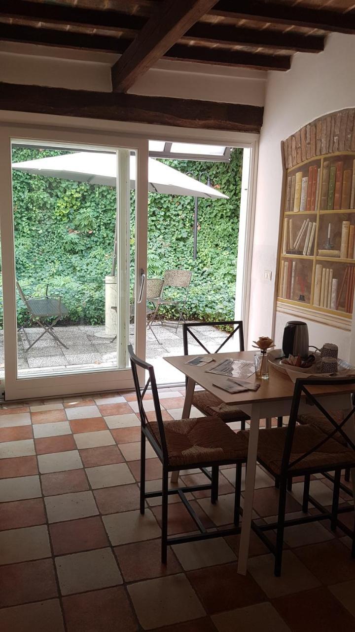 La Corte Dei Sogni B&B Modena Bagian luar foto